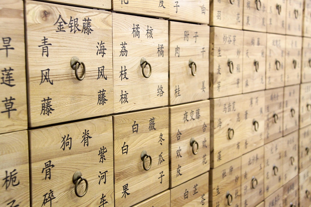 排卵期怎樣看？基礎體溫、白帶與中醫講的「氤氳之時」